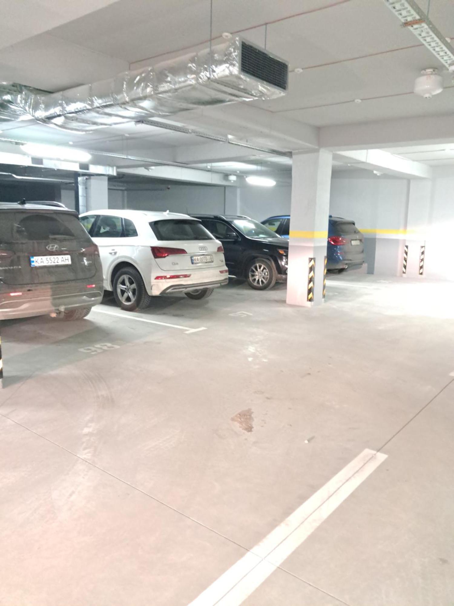 Аэропорт Апартаменты 24&24 Chişinau Exteriör bild