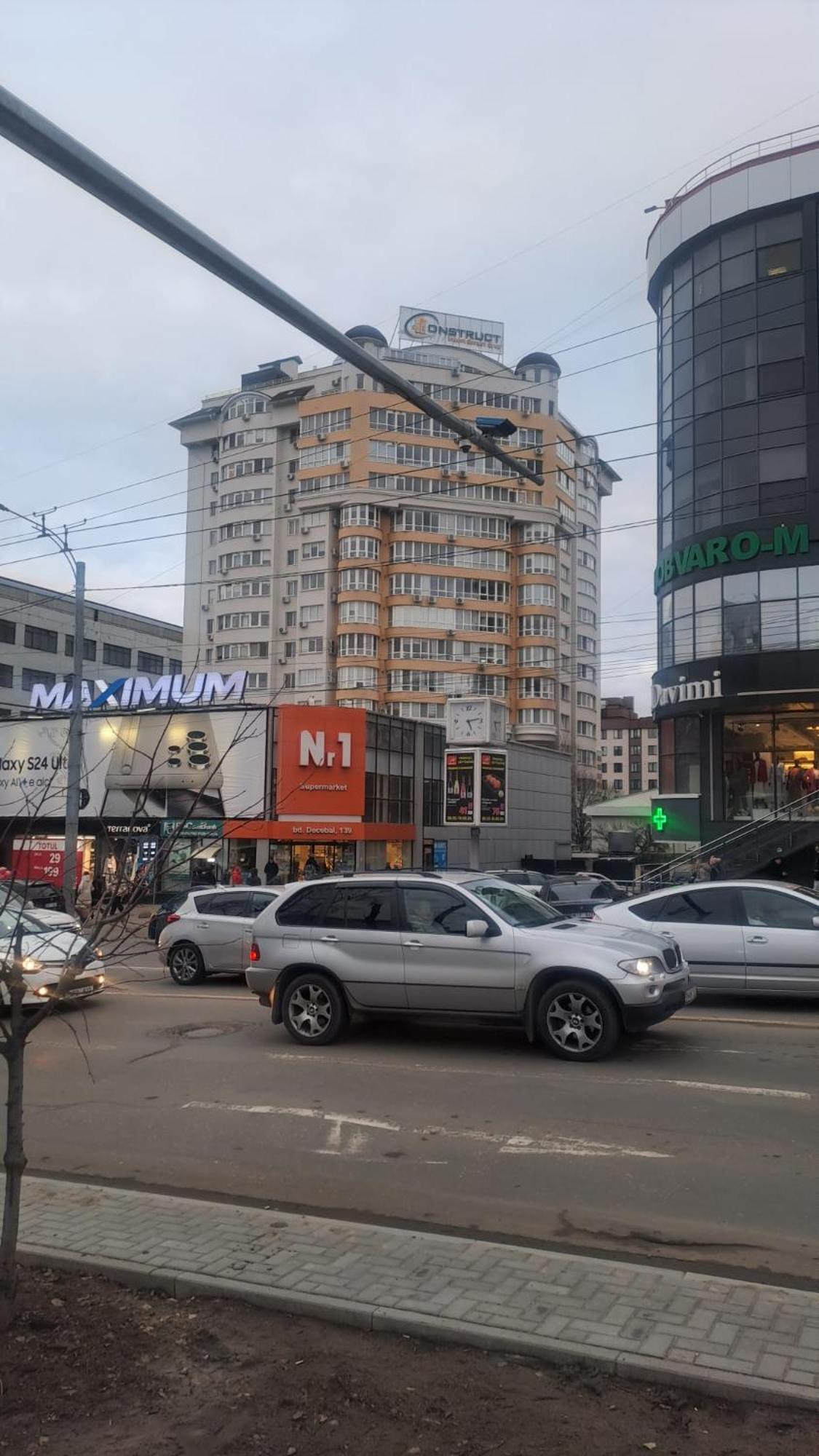 Аэропорт Апартаменты 24&24 Chişinau Exteriör bild